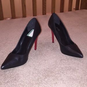 Aldo Black Pumps with red heels